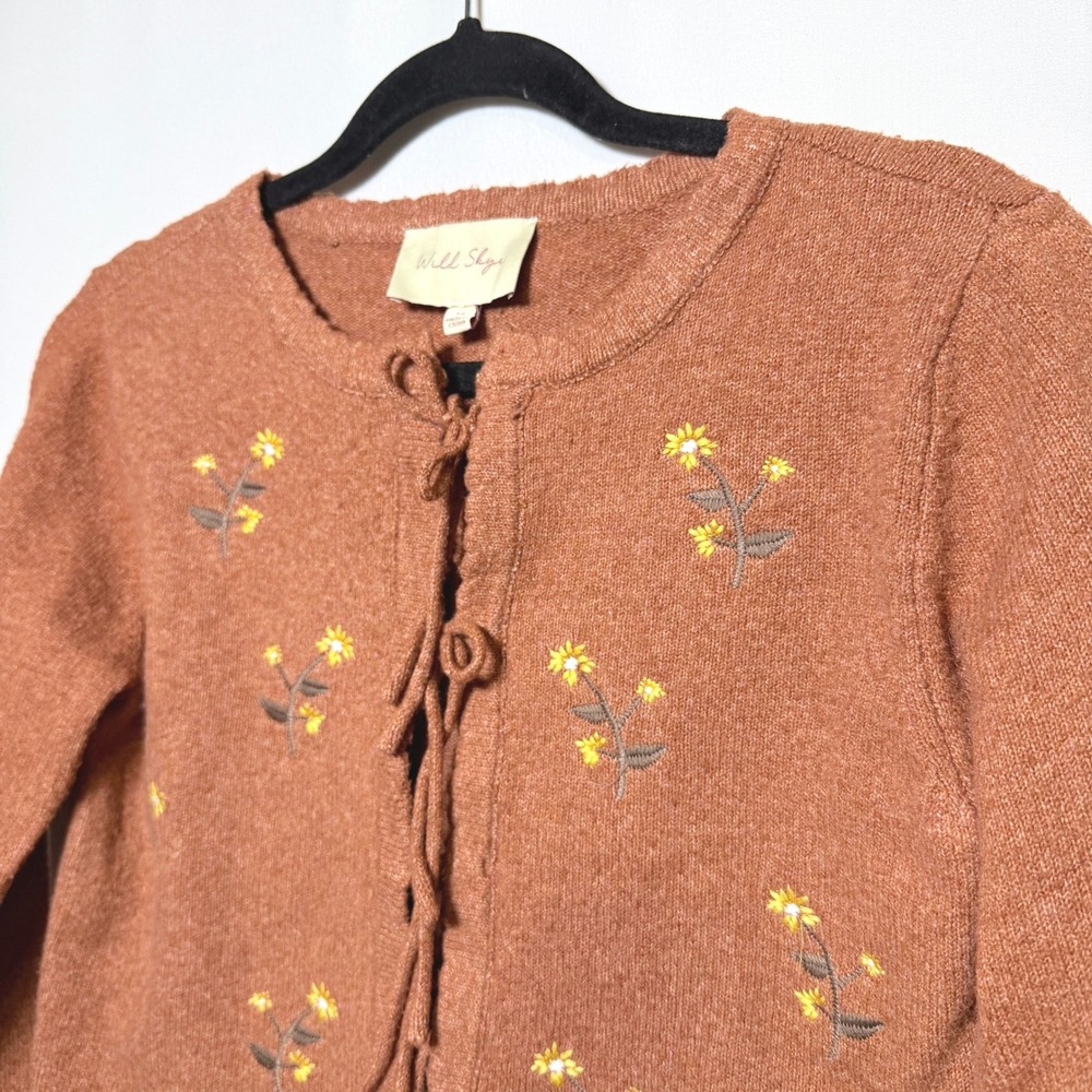 Wild Skye Women Rust Orange Sunflower Embroidered Tie Front Cardigan Sweater M